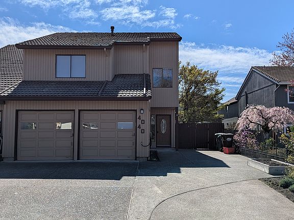 3rd image of 4040 SE Wynnwood Dr