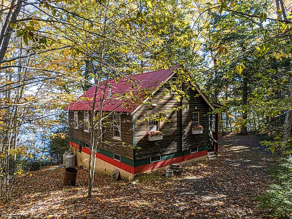 4th image of 56 Ice House Road