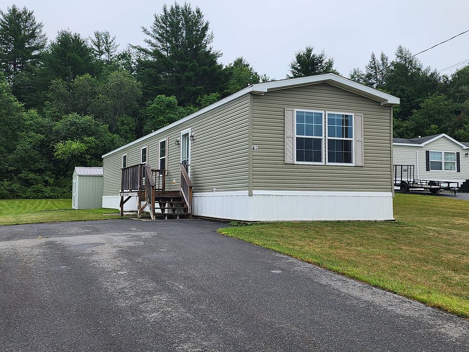 1st image of 46 Willowbrook Ln #46