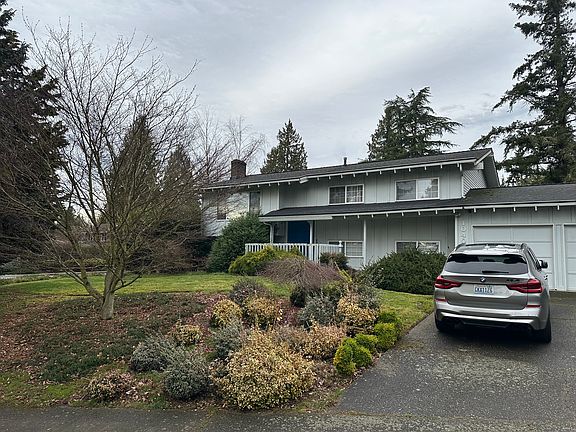 2nd image of 10404 NE 121st St