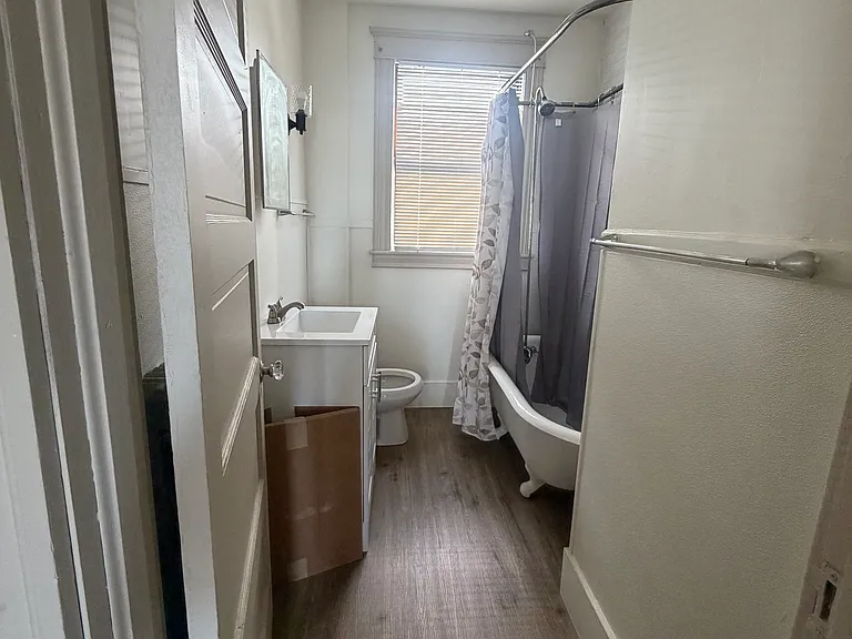 35 Linden St — Photo 15