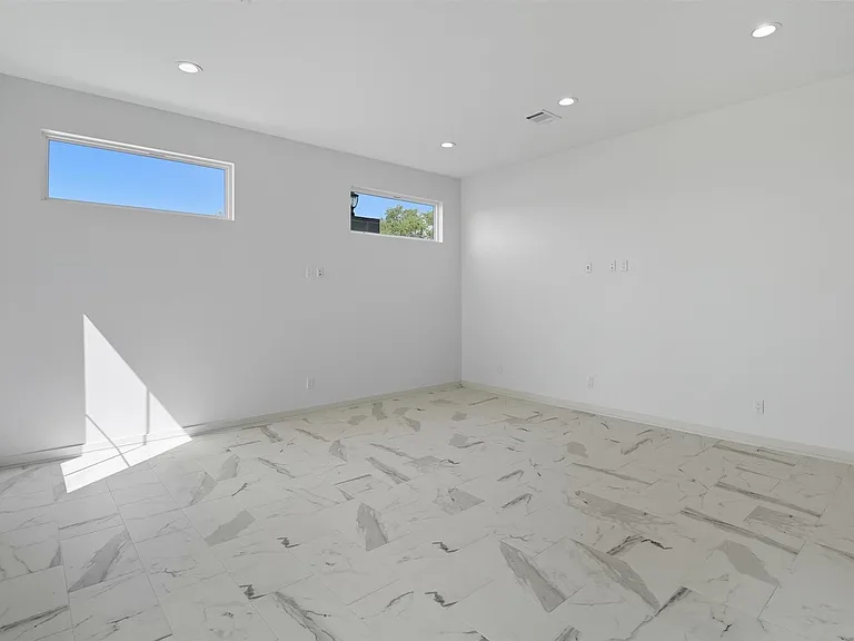 2924 El Fenice Ln — Photo 15