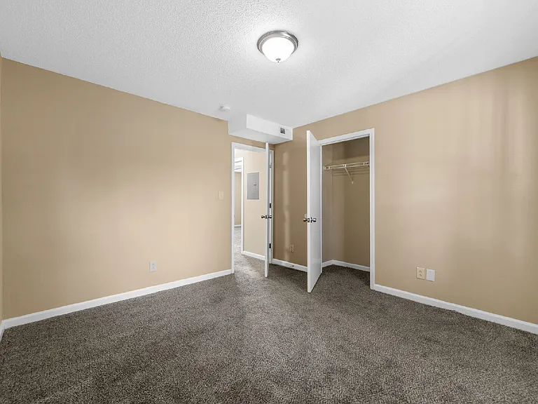 3284 Tower Dr #D — Photo 25