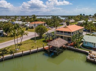 667 W Palm Ave, Goodland, FL 34140