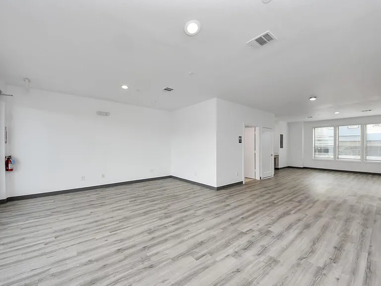 18716 Centro Main St #A — Photo 11