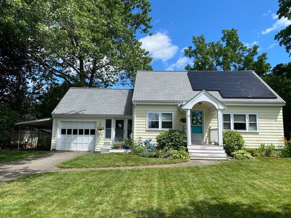 Property image for 22 Center St, Wayland, MA 01778