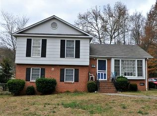 6113 Bridlewood Ln, Charlotte, NC