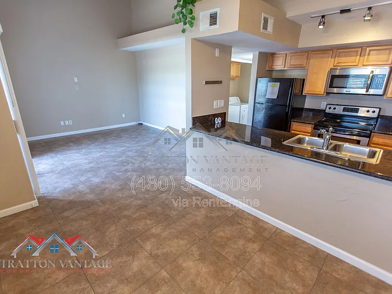 1241 N 48th St #210 — Photo 4