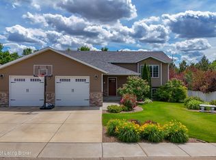 1008 12th St E, Dickinson, ND 58601