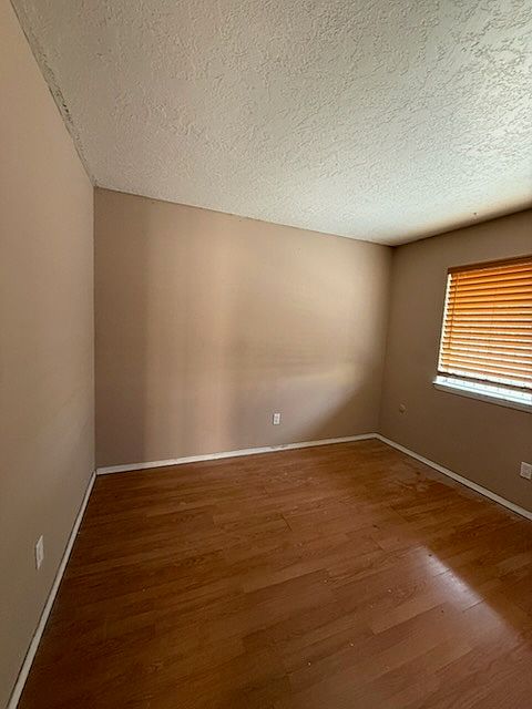 2nd image of 5904 Prenda De Oro Dr NW