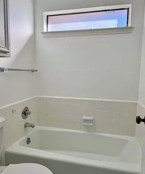 2405 Castleford Rd — Photo 11