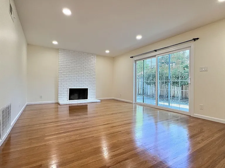 1403 S Blaney Ave — Photo 12