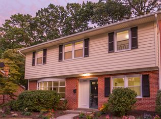 1000 Loxford Ter, Silver Spring, MD 20901