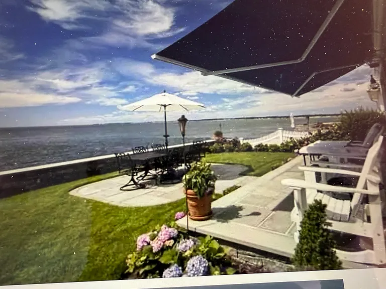 25 W Shore Dr — Photo 2