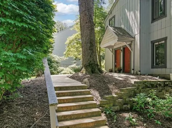 12 Windbrooke Cir #12, Gaithersburg, MD 20879