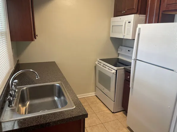 CityFlats, LLC (North), 6107 N Cicero Ave APT 2, Chicago, IL 60646
