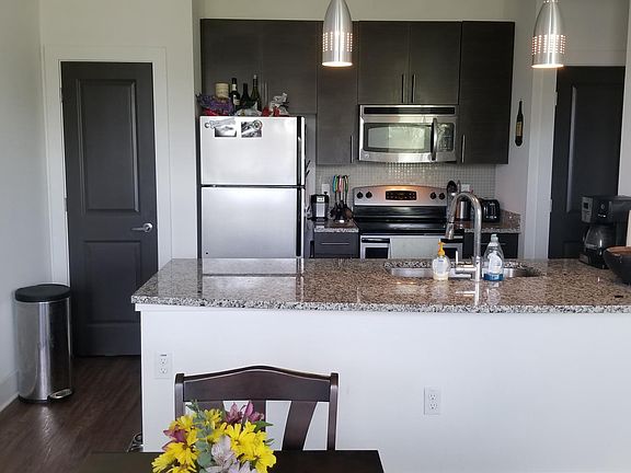 4th image of 1509 W Carmen St APT 2208