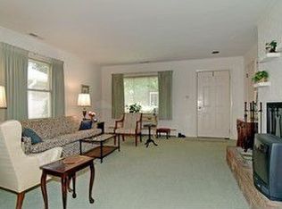 3509 Central St, Evanston, IL 60201