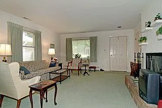 3509 Central St photo 1