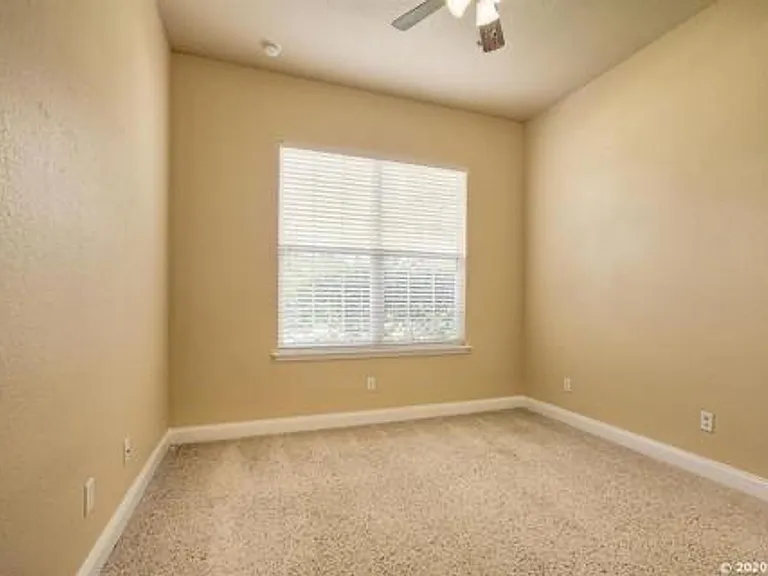 8933 SW 74th Ave — Photo 11