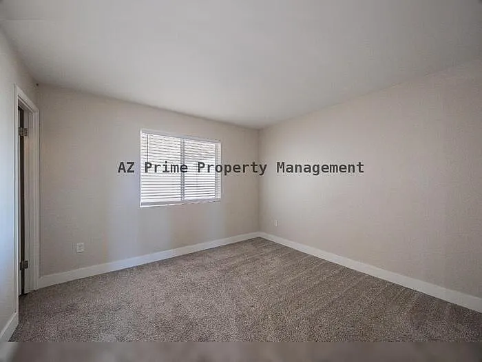 5849 S College Ave — Photo 14
