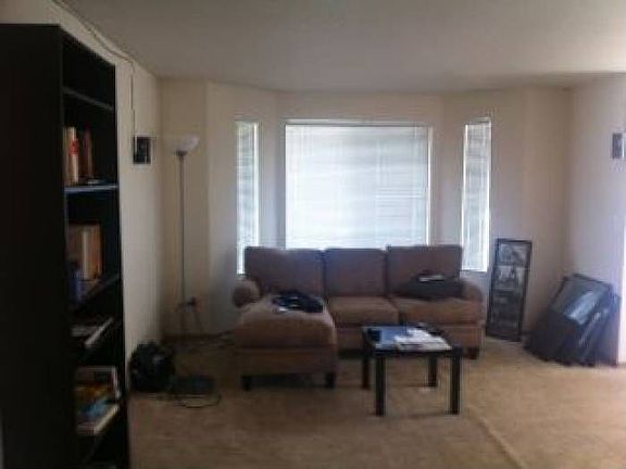 5th image of 14517 NE 4th Ave