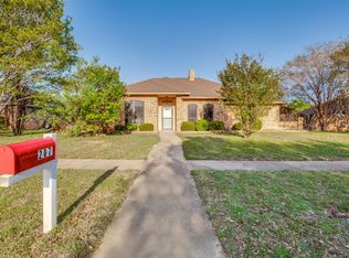 207 Brian Way, Red Oak, TX 75154