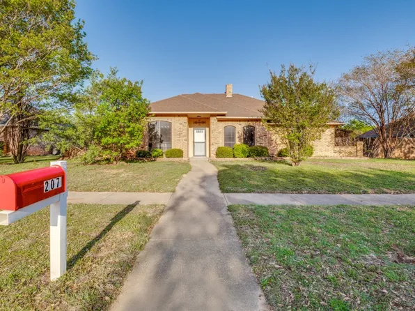 207 Brian Way, Red Oak, TX 75154