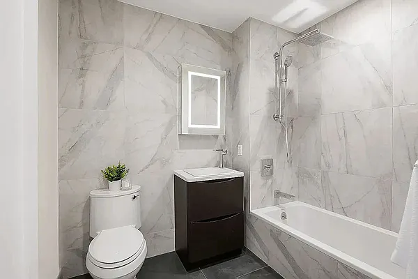 Rented by REAL New York | media 4