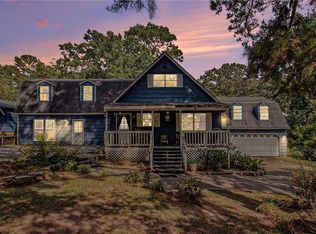 204 Rising Star Rd, Fayetteville, GA 30215