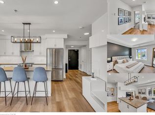 247 Grey Silo Rd #102, Waterloo, ON N2K0G7