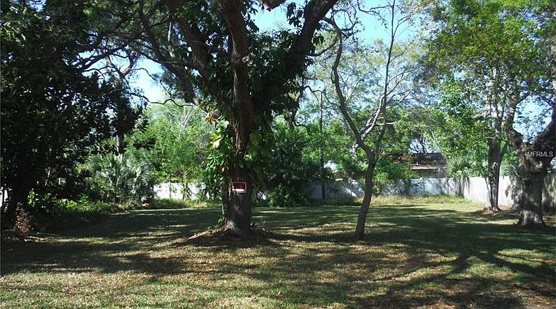 1st image of 10553 Lake Breeze Dr