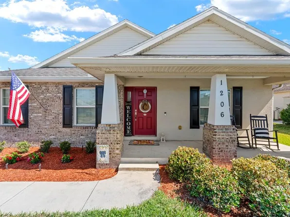 1206 Spotted Lilac Ln, Plant City, FL 33563