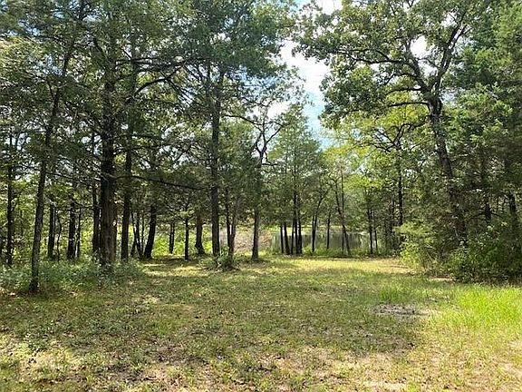 3rd image of 107 County Road 523