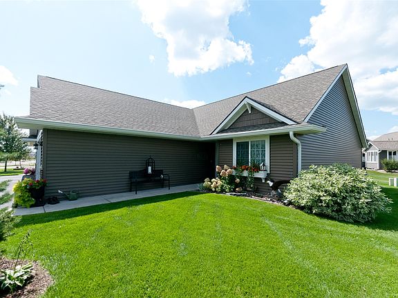 4th image of 2902 Moon Lake Drive