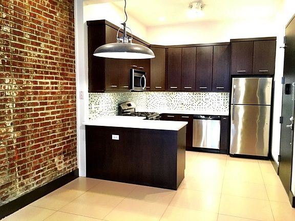 3rd image of 2571 22nd St APT 3C