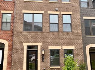 2343 Water Promenade Ave, Herndon, VA 20171