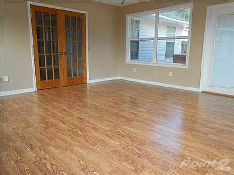 Newly added Florida Room! Can be used as office, den, formal