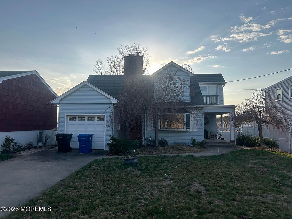 1st image of 12 Franklin Avenue