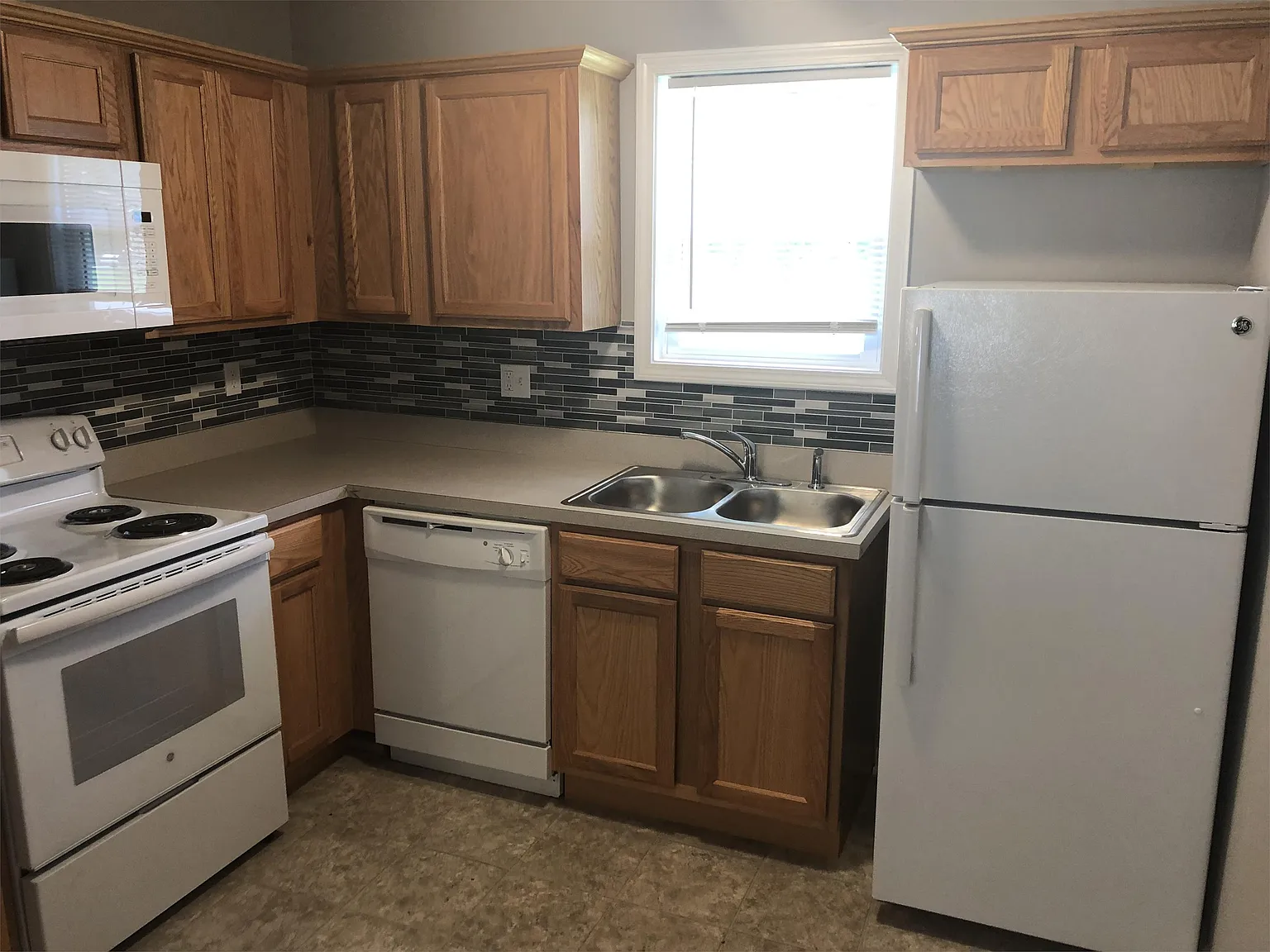 8275 Center Drive - 8285 — Photo 4