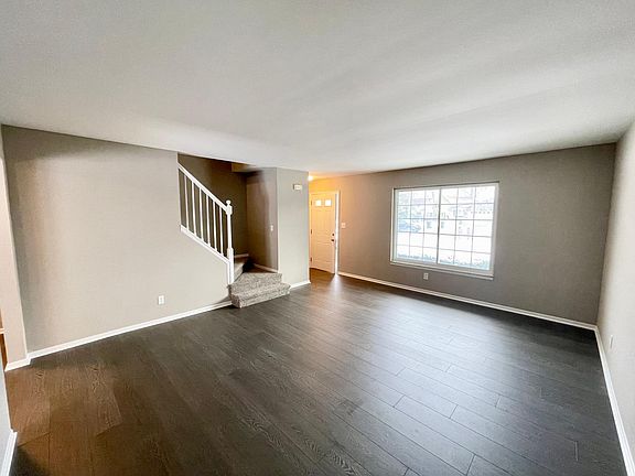 3rd image of 29341 Jefferson Ave