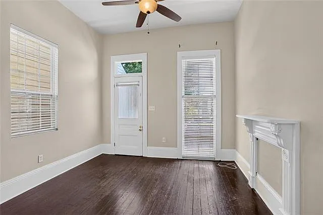 4117 Annunciation St — Photo 2