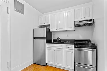 Rented by Cooper & Cooper Real Estate