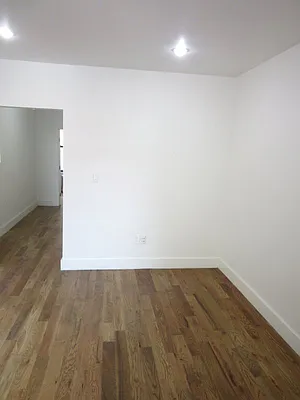 Rented by Bohemia Realty Group | media 42