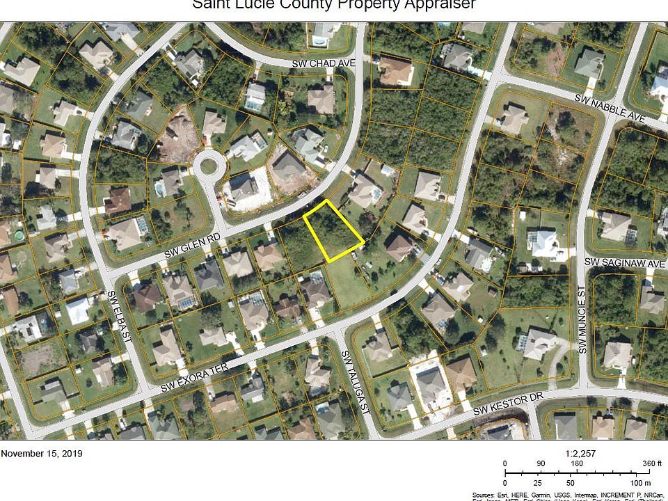 2nd image of 202 SW Glen Rd