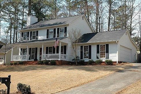 3rd image of 174 Forest Ln NW