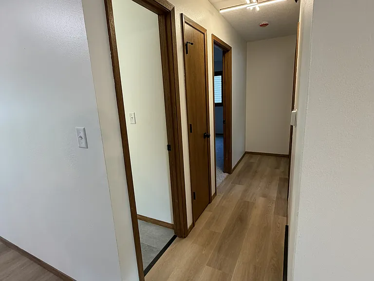 3804 S Holbrook Ave — Photo 11