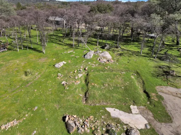 14359 Knobcone Dr, Penn Valley, CA 95946