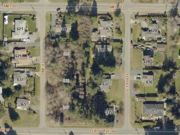 347 1st Ave W, Qualicum Beach, BC V9K 1H6