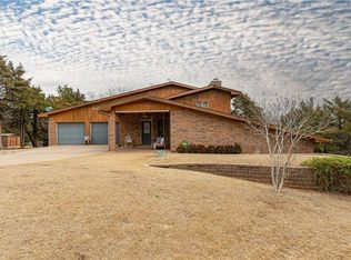10355 N 2432nd Cir, Weatherford, OK 73096